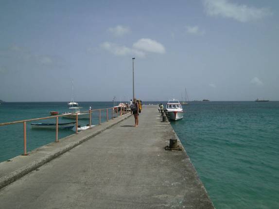 Chegando em Carriacou, ilha ao norte de Granada, no sul do Caribe